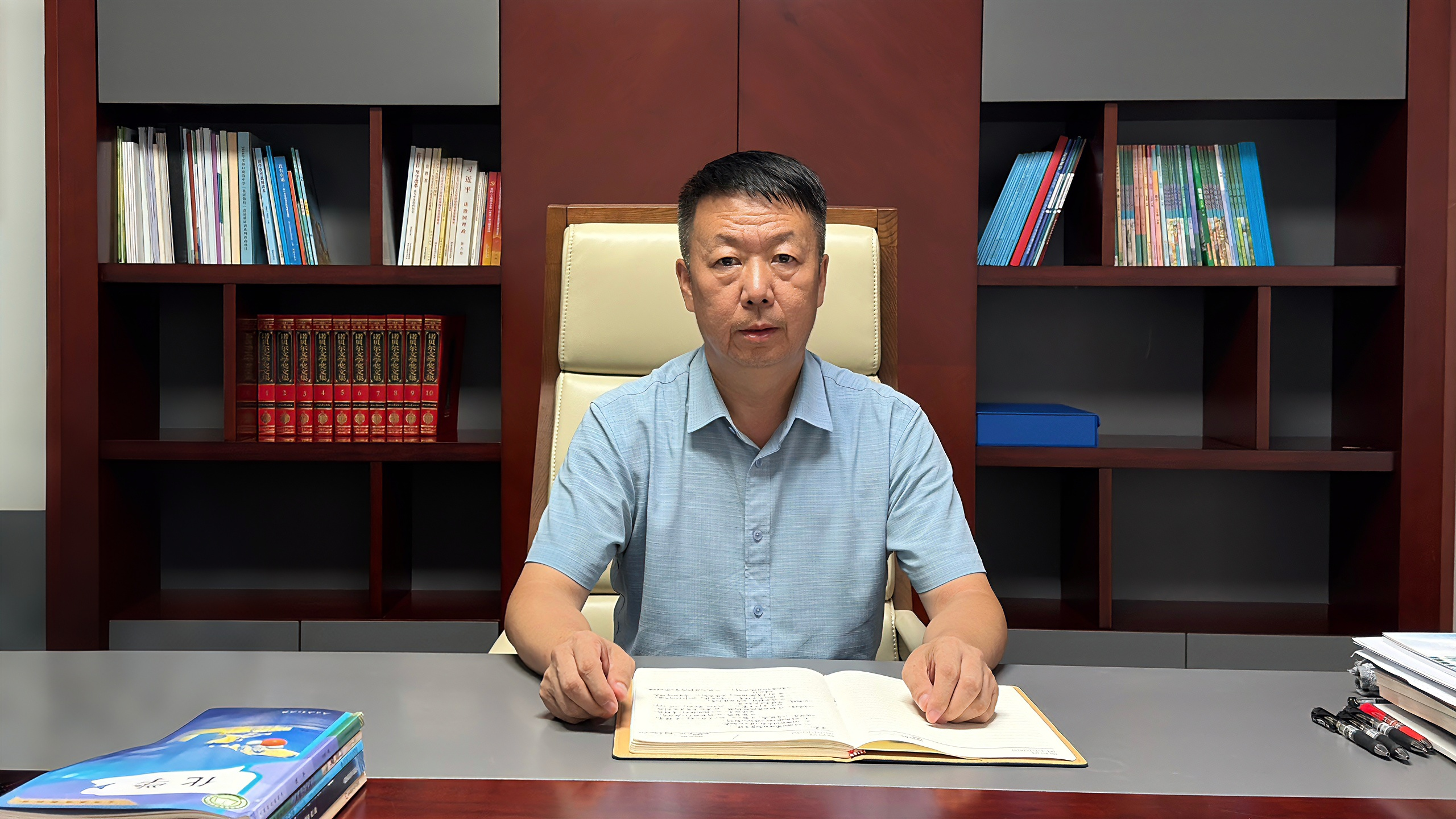 宋和洪 海口寰岛中学校长